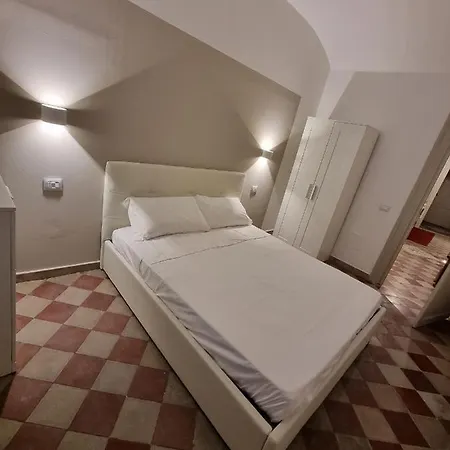 Domus Sant'anna Apartment *