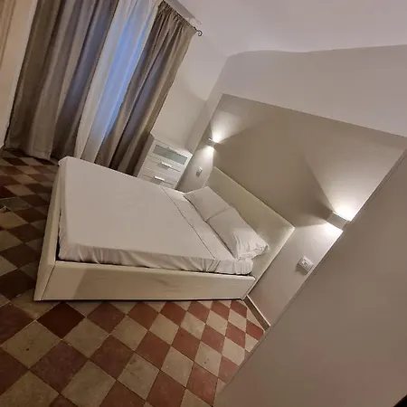 Domus Sant'anna *
